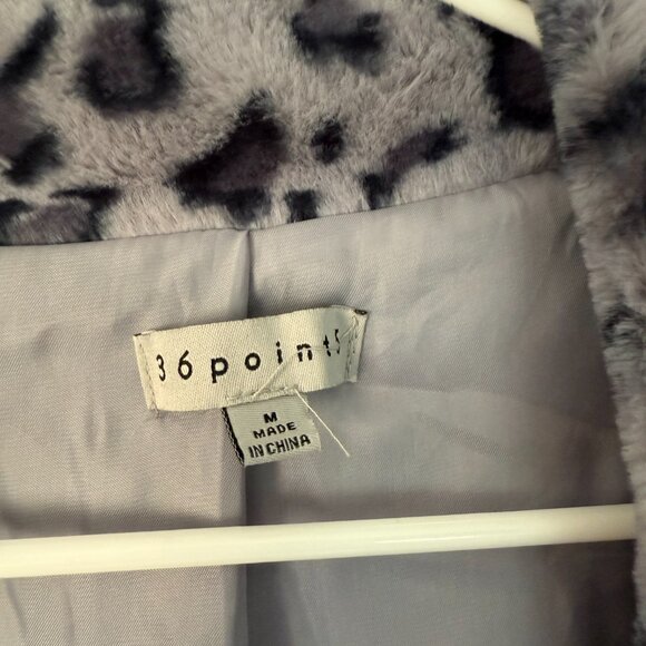 Baby Blue Cropped Cheetah Print Jacket. - Picture 3 of 3